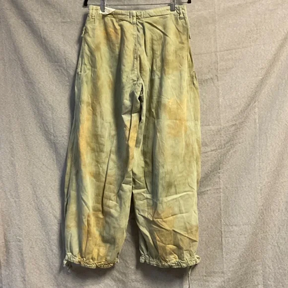 We The Free Olive Cargo Pants - Picture 8 of 8